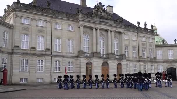 Copenhagen Denmark February 2022 Royal Danish Army Changing Guard — Vídeos de Stock