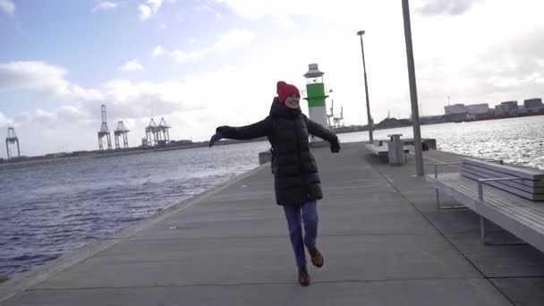 Travel Woman Walks City Copenhagen Denmark — Vídeo de Stock