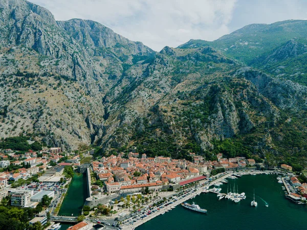 Podróż Starożytne Miasto Kotor Czarnogóra Widok Lotu Ptaka — Zdjęcie stockowe