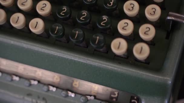 Mechanical Typewriter Close Slow Motion Video — Stock Video
