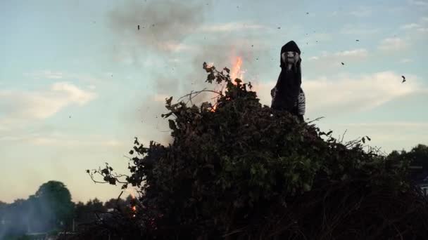 Witch Burning Stake Solstice Day Holiday — Stock Video