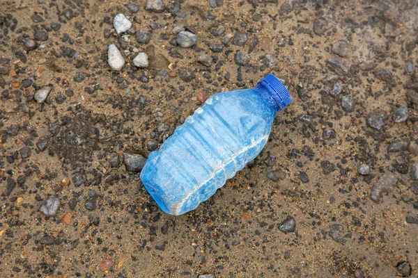 Old Dirty Plastic Bottle Lies Ground Topic Environmental Pollution — Stock Photo, Image
