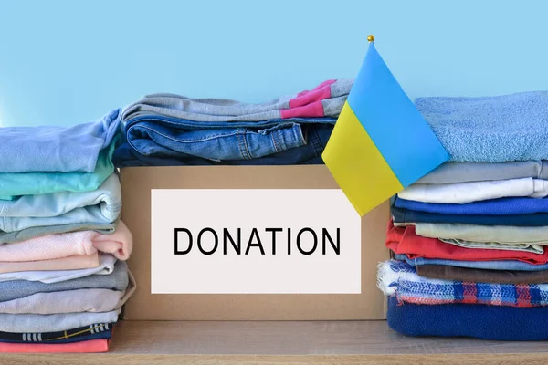 Caja Donaciones Con Ayuda Humanitaria Para Refugiados Ucranianos Personas Que — Foto de Stock
