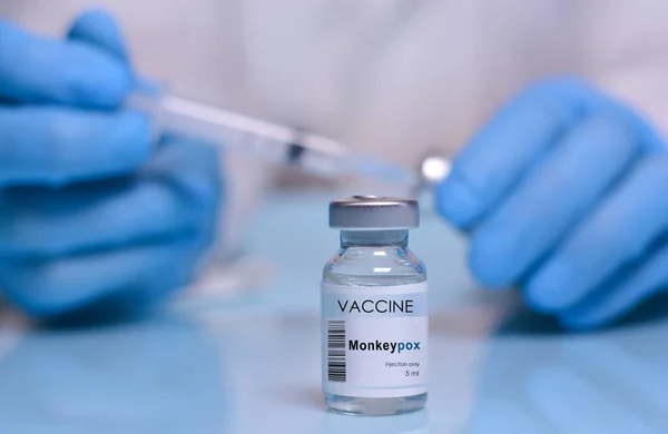 Monkeypox Vaccine Vial Background Doctor Medical Gloves Vial Syringe Monkeypox — 图库照片