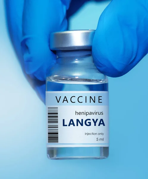 Doctor Hand Medical Glove Holds Bottle Vaccine Langya Henipavirus Layv — Zdjęcie stockowe