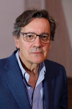 Fernando Vallespin 'in Madrid Özerk Üniversitesi' nde siyaset bilimi profesörünün yakın plan portresi, yazar, öğretim üyesi ve siyasi düşünce uzmanı..