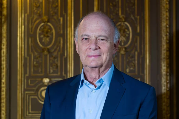 Meksikalı yazar ve tarihçi Enrique Krauze 'nin portresi..