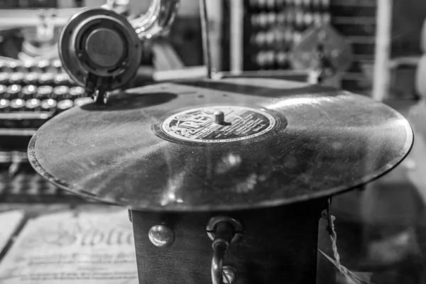 Old Vintage Gramophone Black White — Stock Photo, Image
