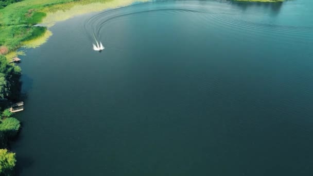 Epic Top Aerial View Big Lake Clear Blue Water Reflection — Stock Video