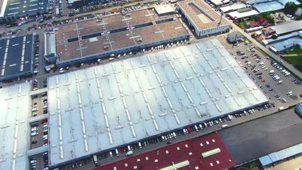 Aerial Footage Large Shopping Centre Car Parks Located City — Vídeo de Stock