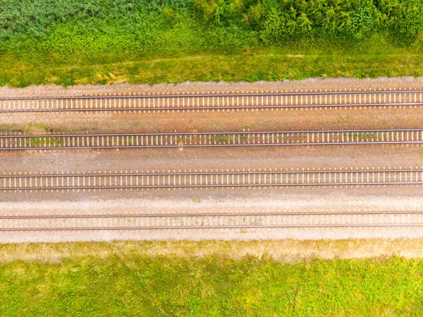 两个平行的铁路线 鸟瞰图 — 图库照片