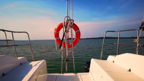 Voilier Dans Mer Pendant Coucher Soleil Impressionnant Yacht Luxe Croisière — Video
