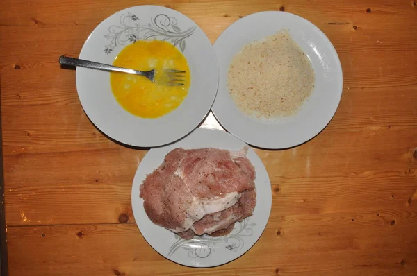 Chuletas Cerdo Polacas Tradicionales Migas Pan Huevos Delicioso Plato Cena —  Fotos de Stock