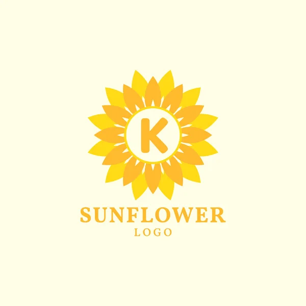 手紙Kひまわり暖かく魅力的なベクトルのロゴデザイン — ストックベクタ