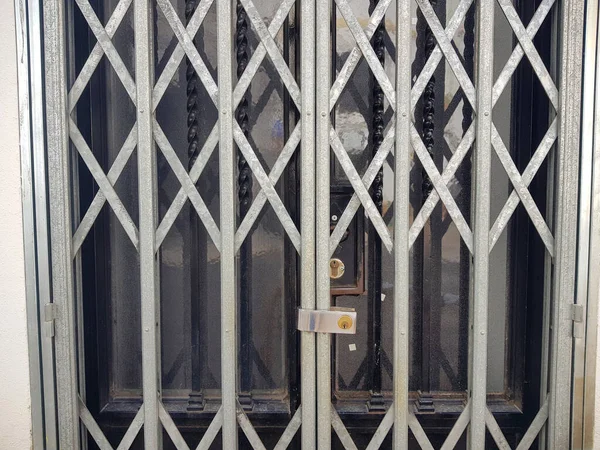 Concept, business closure due to financial problems