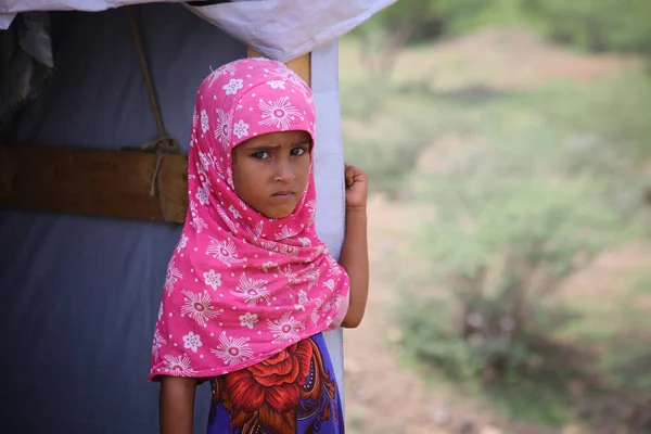 Тайз Йемен Октября 2021 Года Печальный Ребенок Лагере Перемещенных Лиц — стоковое фото