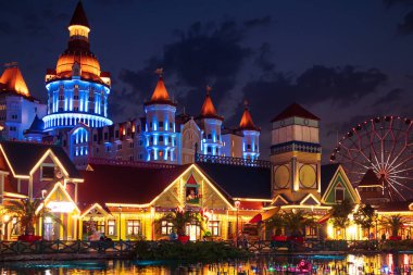 Gün batımında muhteşem otel 