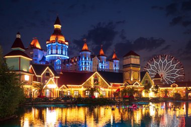 Gün batımında muhteşem otel 