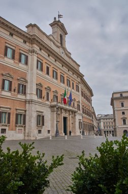 Roma, Latio, İtalya - 18-12-2021: İtalya parlamentosu Roma, İtalya. Roma 'daki Montecitorio Sarayı.