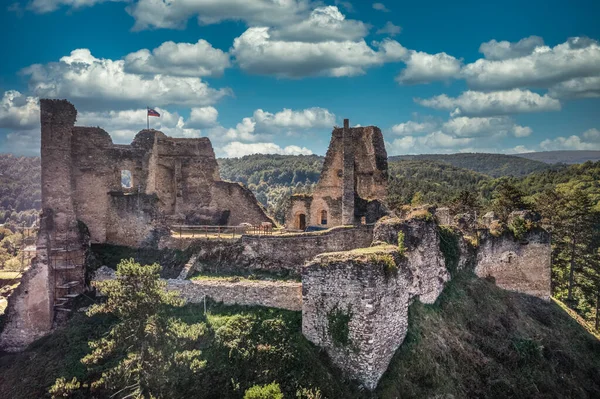 Vista Aérea Del Castillo Divn Gótico Ruinas Medievales Sur Eslovaquia — Foto de Stock