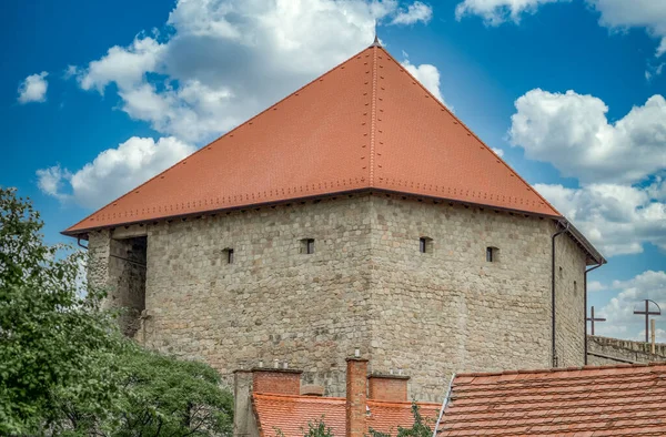 Vista Torre Recém Restaurada Portão Varkoch Castelo Eger Local Uma — Fotografia de Stock