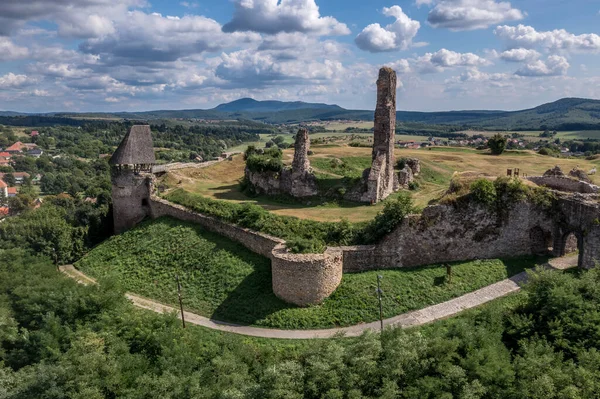 Letecký Pohled Středověký Hrad Nograd Severním Maďarsku Nad Stejnojmennou Vesnicí — Stock fotografie