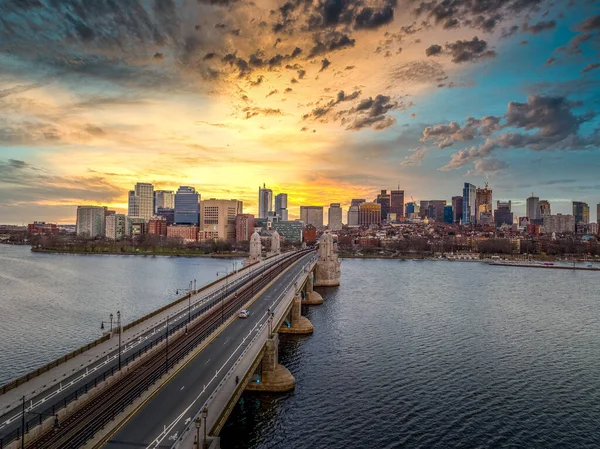 Повітряний Вид Бостон Центрі Міста Мостом Лонгфелло Пролягає Над Річкою — стокове фото