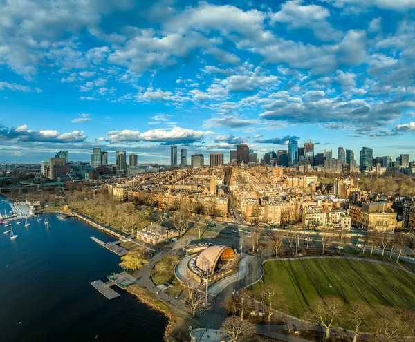 Vista Aérea Centro Boston Com Céu Azul Nublado Dramático — Fotografia de Stock