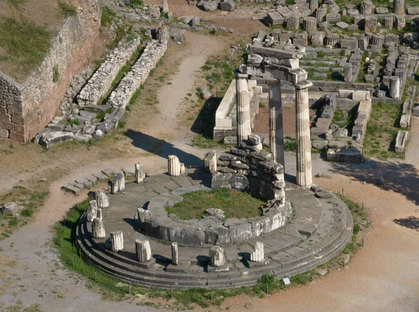 Vista Aérea Tholos Athena Pronaia Ruína Circular Com Colunas Delphi — Fotografia de Stock