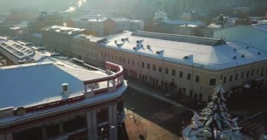 Podil 'in hava aracı görüntüsü, Kyiv' in kışın tarihi merkeziydi..