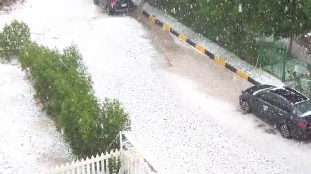 Snow and hail fell in Hurghada — Stockvideo
