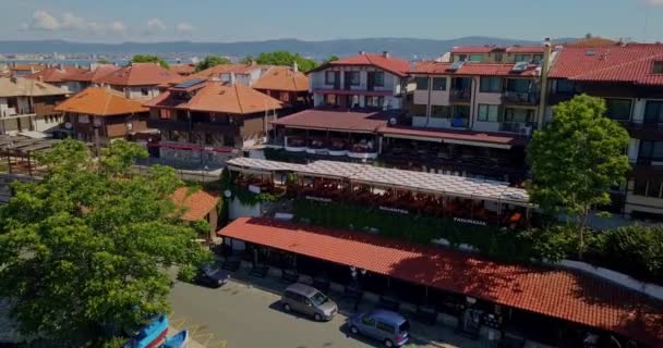 Drohnenblick auf den alten Hafen von Nessebar, Bulgarien — Stockvideo