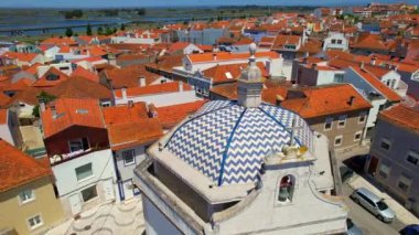 Capela De Sao Goncalo 'nun Aveiro' daki kubbesinin havadan görüntüsü.