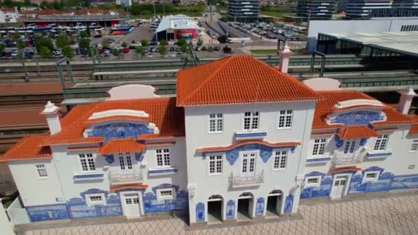 Vista Aérea Del Edificio Histórico Antigua Estación Tren Aveiro Ornamentado — Vídeo de stock