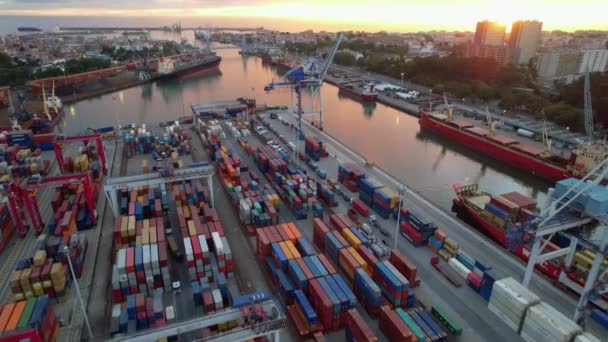 Порту Португалия Сентября 2022 Года Воздушный Закат Над Морским Промышленным — стоковое видео