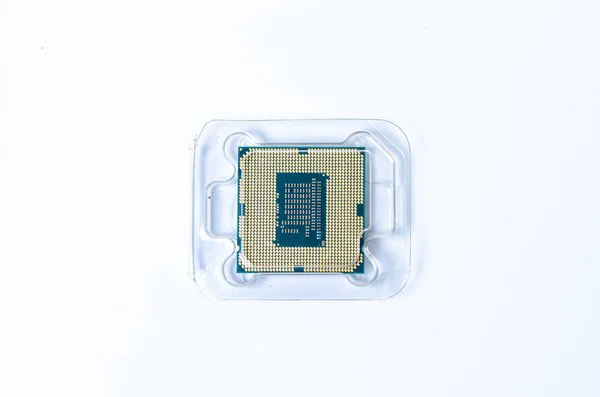 Bilgisayar Işlemcisi Işlemci Merkezi Işlemci Mikroçip Beyaz Arkaplanda Izole Edildi — Stok fotoğraf