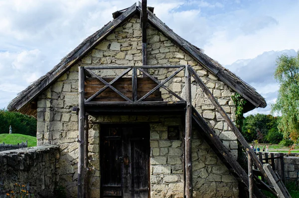 Starożytny Tradycyjny Ukraiński Dom Wiejski Pyrohiv Pirogovo Wsi Pobliżu Kijowa — Zdjęcie stockowe
