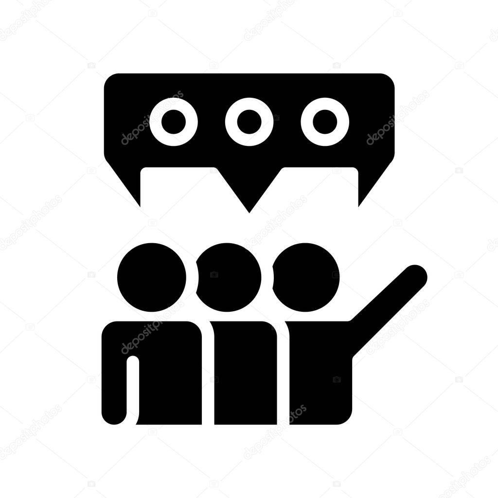 Groupthink black glyph icon. Collaboration in team. Teamwork and discussion for project. Professional partnership. Silhouette symbol on white space. Solid pictogram. Vector isolated illustration