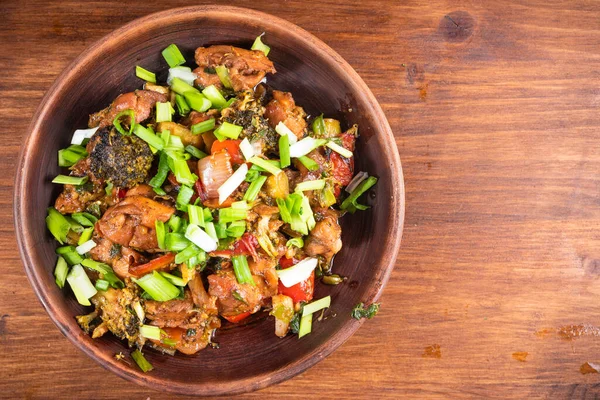 Servez Poulet Cuit Avec Des Légumes Dans Une Assiette Copiez — Photo