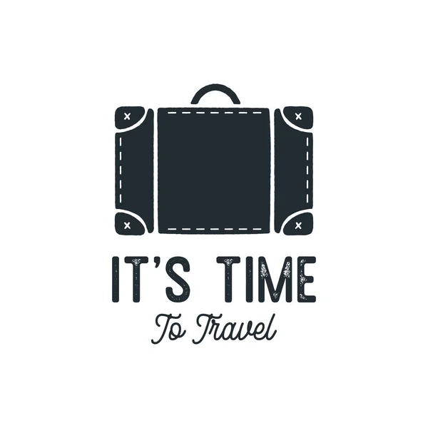 Travel banner with retro suitcase — Vetor de Stock