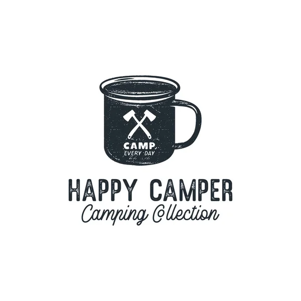 Copa de bebida caliente en banner de camping — Vector de stock