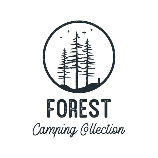 Camping poster with forest illustration — Stok Vektör