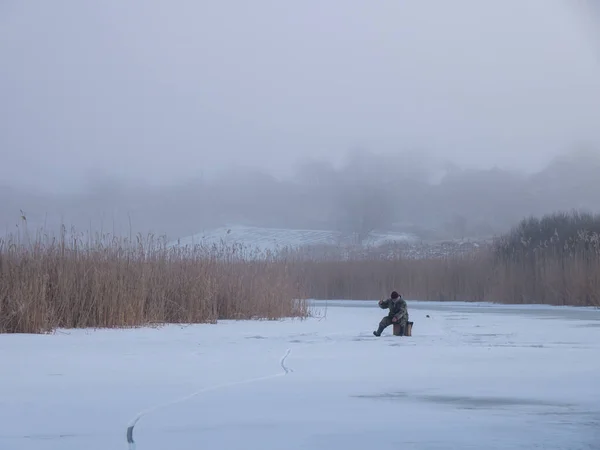 Lonely Man Fishing Winter Reed River — Stock Photo, Image