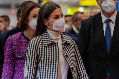 Madrid, İspanya - 19 Ocak 2022 İspanya Kralı ve Kraliçesi, Don Felipe ve Doa Leticia FITUR 'un yeni sürümünün açılışını yaptılar. Madrid 'de Uluslararası Turizm Fuarı