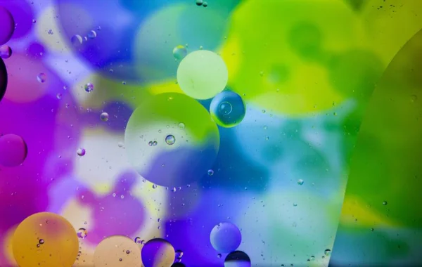 Abstrato Colorido Fundo Óleo Superfície Água Espuma Sabão Com Bolhas — Fotografia de Stock