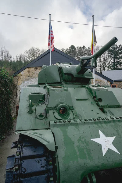 Monumento Antiguo Tanque Sherman Segunda Guerra Mundial Las Ardenas Bélgica — Foto de Stock