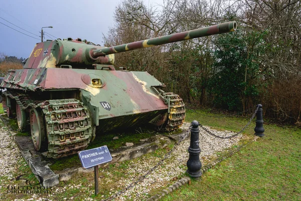 Monumento Antiguo Tanque Pantera Alemana Segunda Guerra Mundial Las Ardenas — Foto de Stock
