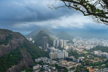 Rio de Janeiro 'dan görüntü. Sugarloaf Dağı 'ndan alındı..
