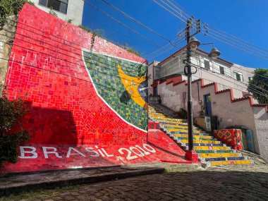 Sanatçı Jorge Selaro tarafından dekore edilen Rio de Janeiro 'daki ünlü merdivenler. 17 Mart 2022.