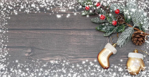 Fondo de madera de Navidad con un tet y un juguete árbol de Navidad. —  Fotos de Stock